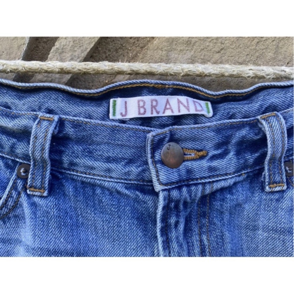 J Brand Jean Shorts Size 28 - Picture 3 of 9